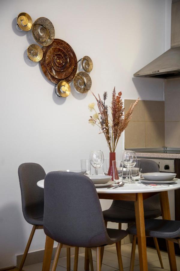 Cozy Home By Bella In The Heart Of Boedapest Buitenkant foto