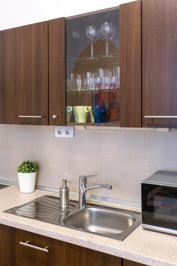 Cozy Home By Bella In The Heart Of Boedapest Buitenkant foto